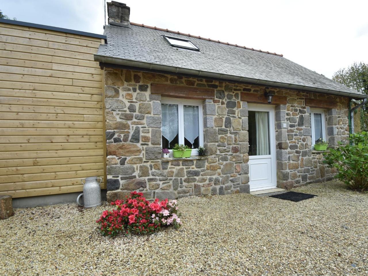 הוילה Breton Stone House In Saint Gilles Les Bois מראה חיצוני תמונה